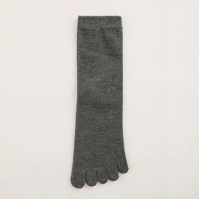 Damen Fünf-Zehen Baumwollsocken – Bequeme Warme Separate Zehen Kurzsocken in Weiß & Schwarz