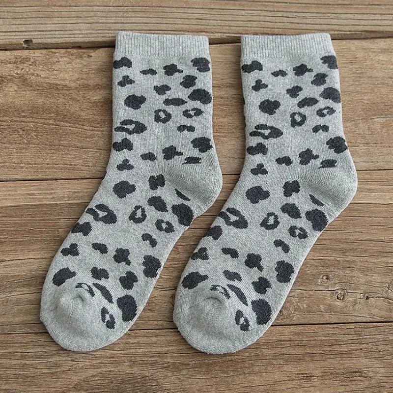 Damen Socken mit Leopardenmuster 1 Paar – Baumwollsocken im trendigen Animal-Look