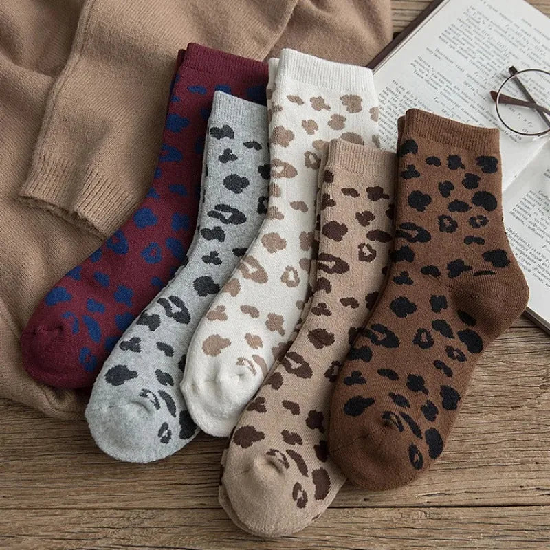 Damen Socken mit Leopardenmuster 1 Paar – Baumwollsocken im trendigen Animal-Look
